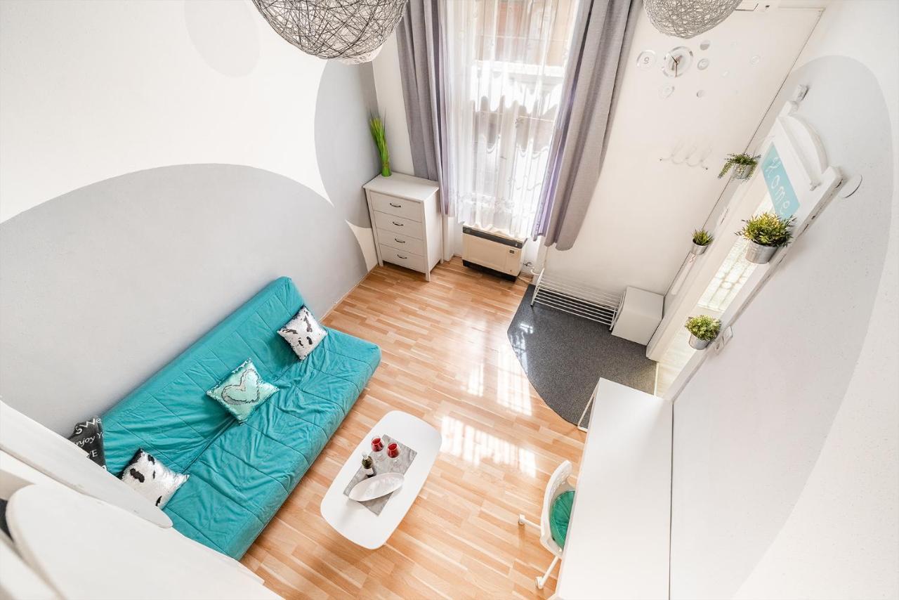 Sunny Dots Apartment - Free Parking! 布达佩斯 外观 照片