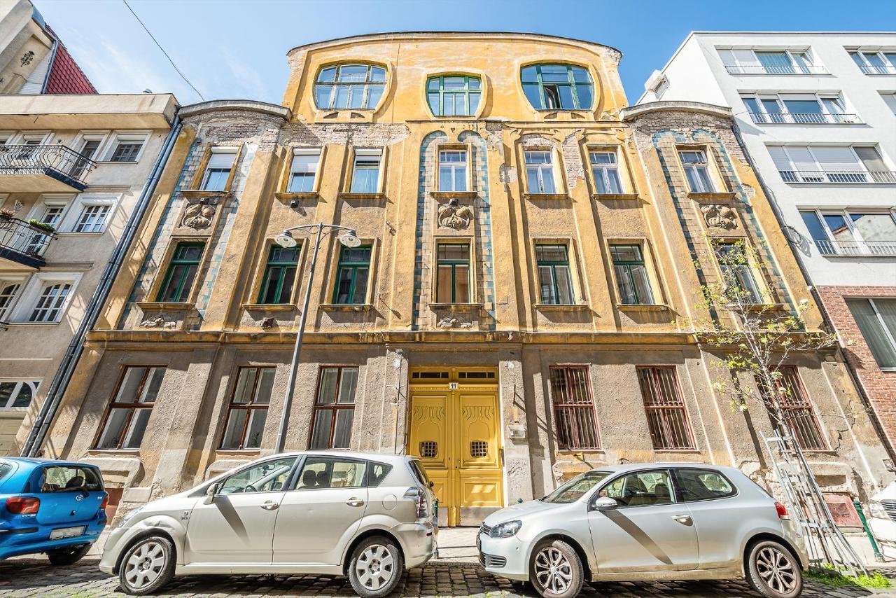 Sunny Dots Apartment - Free Parking! 布达佩斯 外观 照片